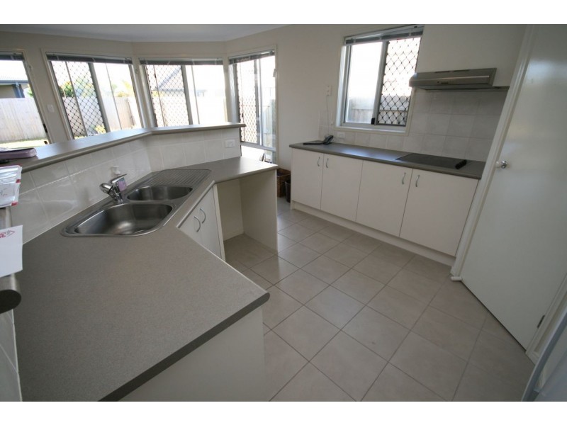 13 Davis St, Sippy Downs QLD 4556