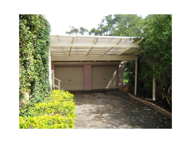 6 BOONABAH PL, Little Mountain QLD 4551