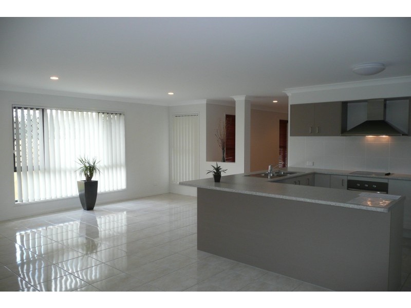 Glass House Mountains QLD 4518