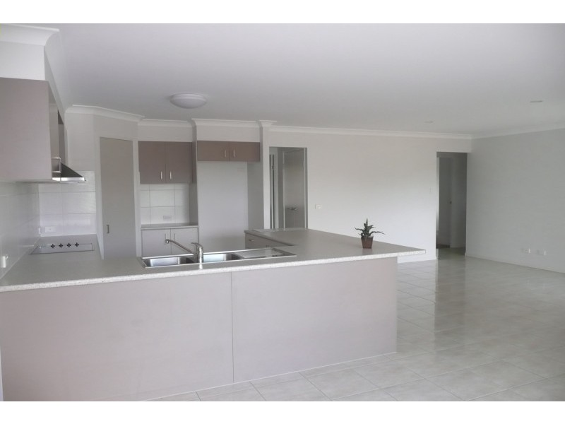 Glass House Mountains QLD 4518