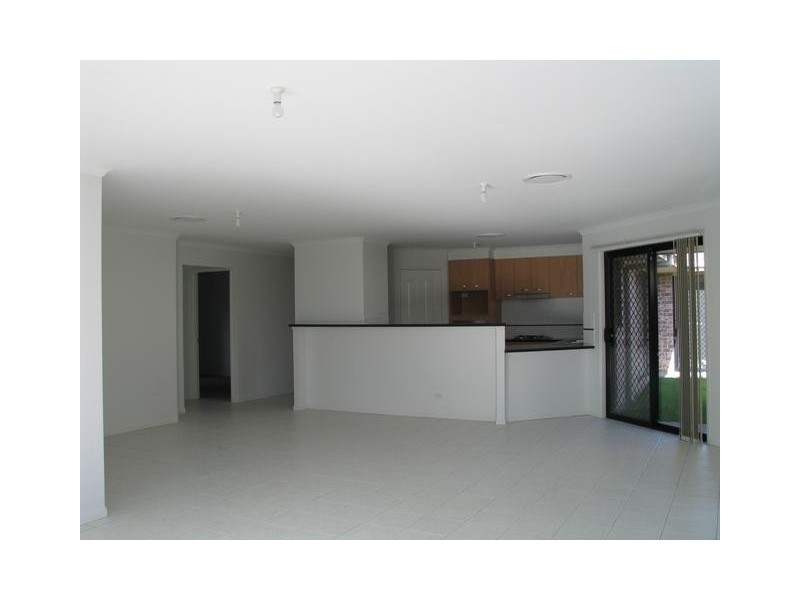 Gumview Pl, Caloundra QLD 4551