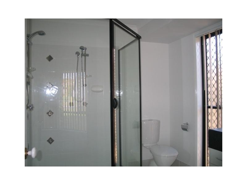 Gumview Pl, Caloundra QLD 4551