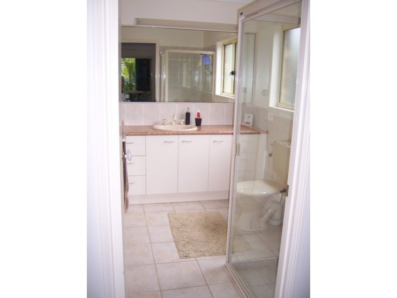 21 LAKESIDE CR, Currimundi QLD 4551