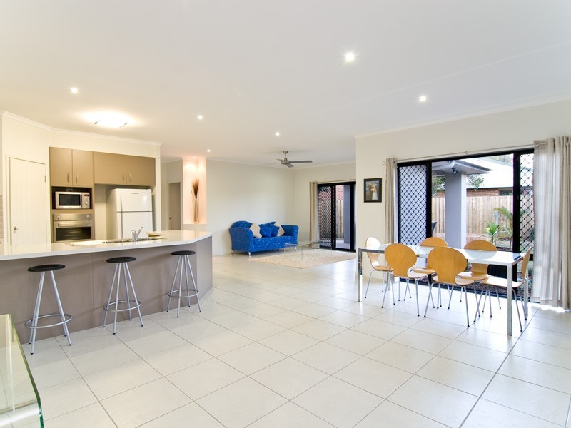 5 WARINGA COURT, Minyama QLD 4575