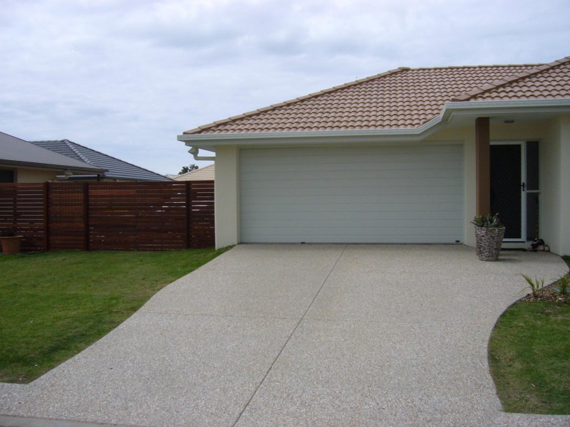 2 Cannon Lane, Little Mountain QLD 4551