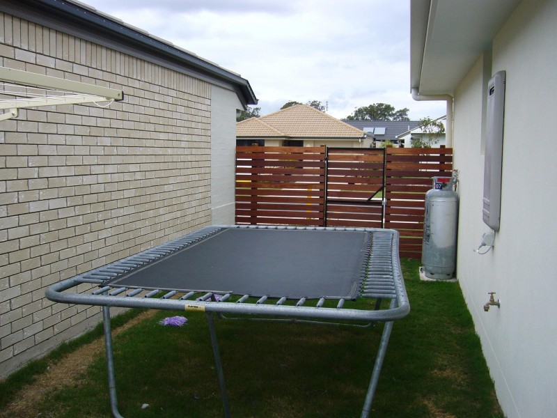 2 Cannon Lane, Little Mountain QLD 4551