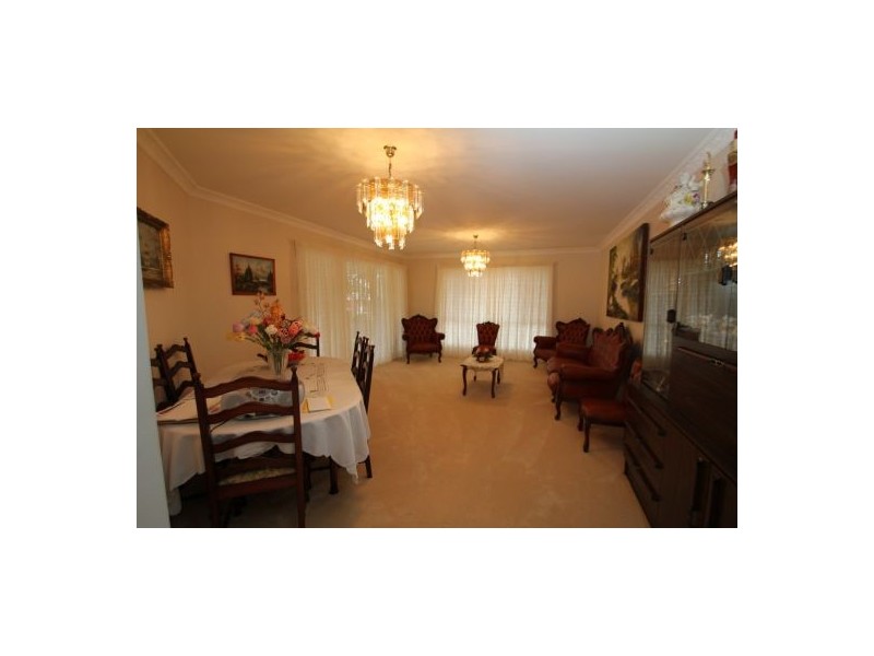 4 Ridgemount pl, Glass House Mountains QLD 4518