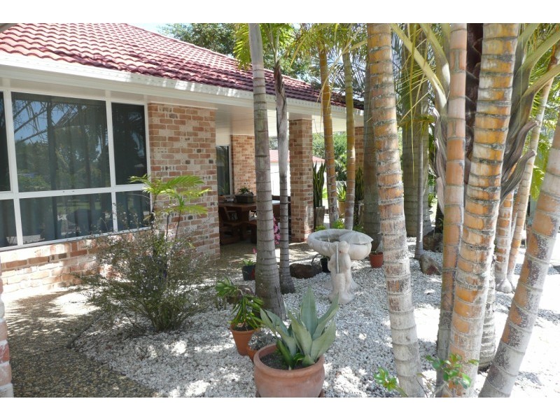 4 Ridgemount pl, Glass House Mountains QLD 4518