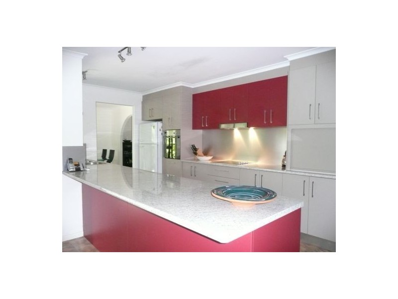 6 Chelsea cr, Minyama QLD 4575