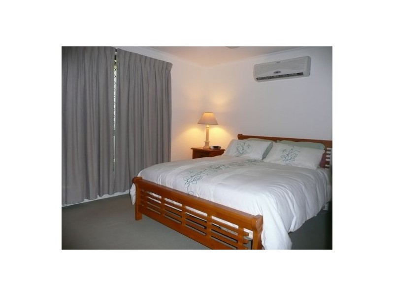 6 Chelsea cr, Minyama QLD 4575