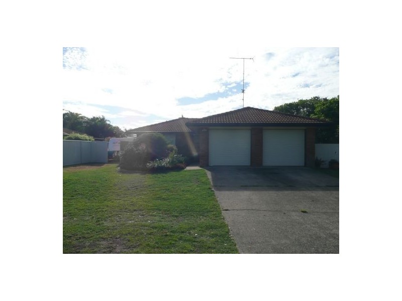 6 Chelsea cr, Minyama QLD 4575
