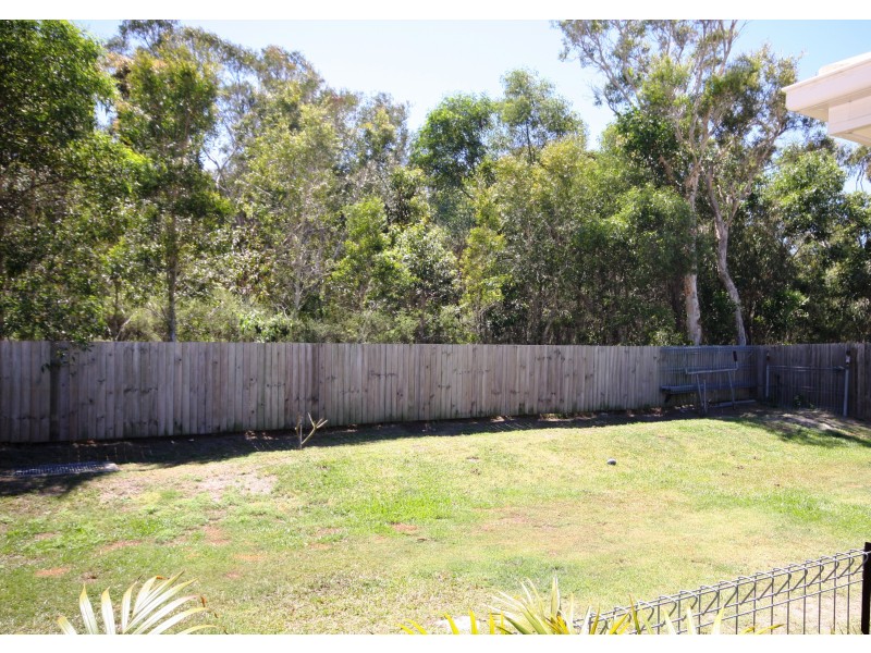 42  Corrimal St, Sandstone Point QLD 4511