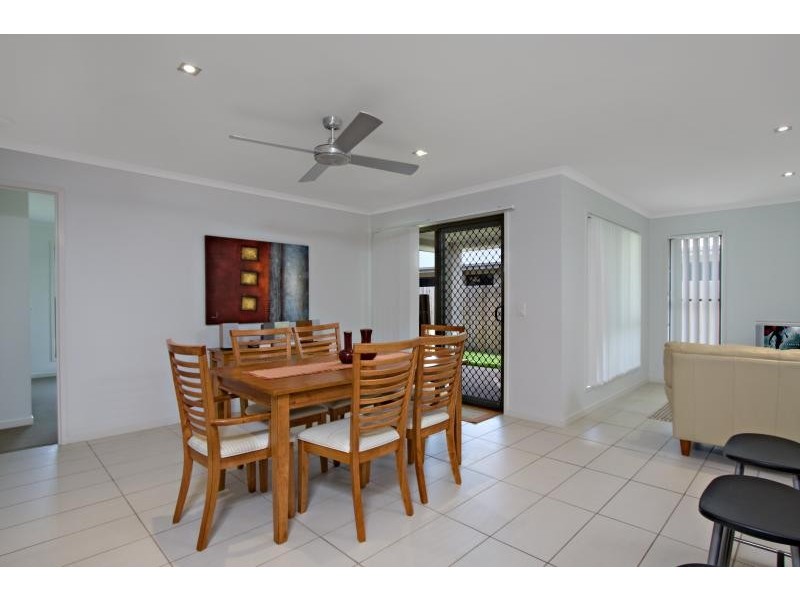 8 Latimer St, Sippy Downs QLD 4556