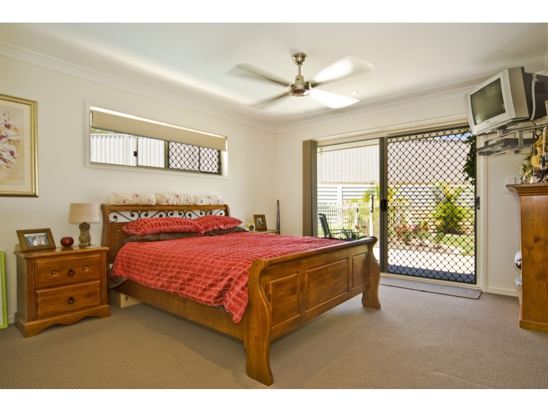 4 Kingsview Court, Little Mountain QLD 4551
