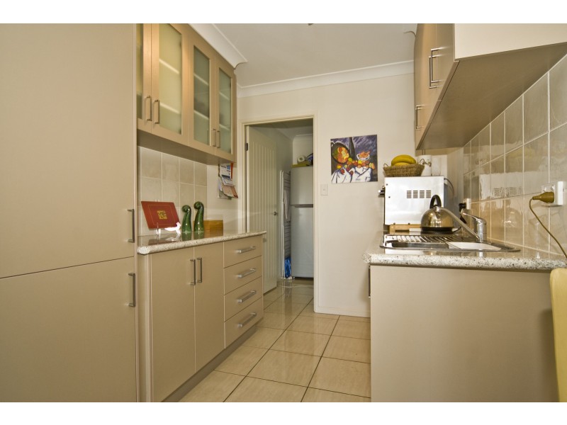 4 Kingsview Court, Little Mountain QLD 4551