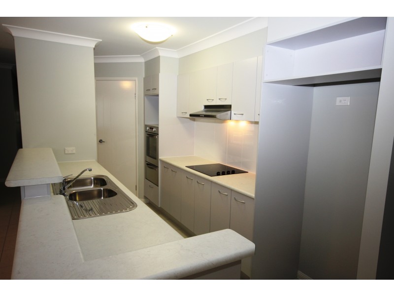 28 Birchgrove St, Sippy Downs QLD 4556