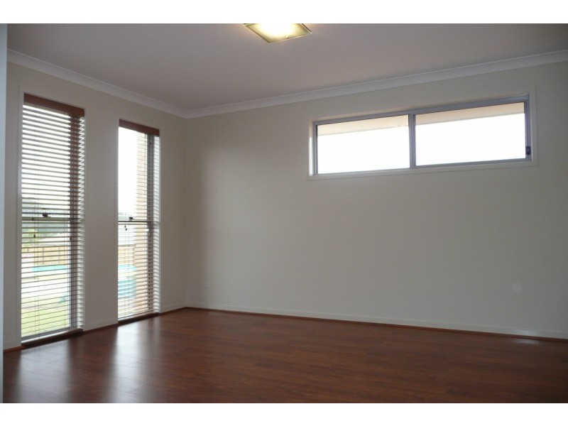7  Baronga Ct, Woodford QLD 4514