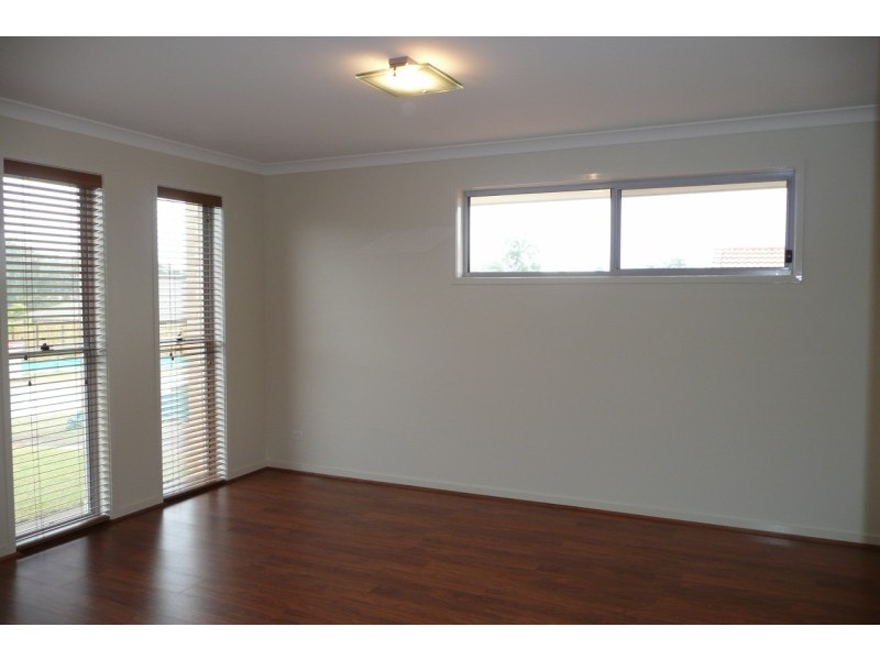 7  Baronga Ct, Woodford QLD 4514