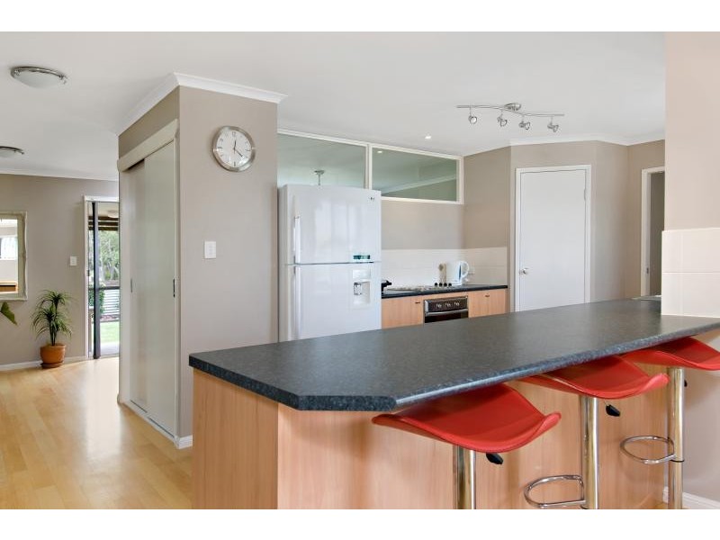 6 Kallay Street, Pacific Paradise QLD 4564