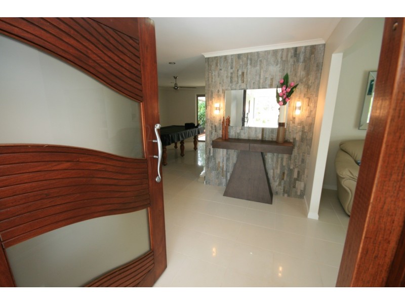 184 Oceanic Drive, Warana QLD 4575