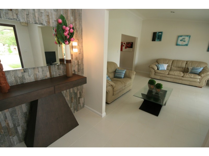 184 Oceanic Drive, Warana QLD 4575