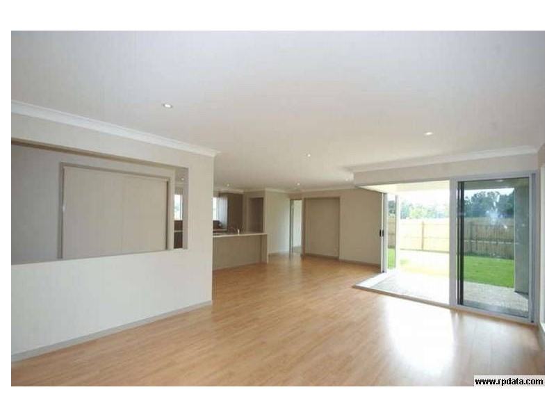 14 Tamarind St, Meridan Plains QLD 4551