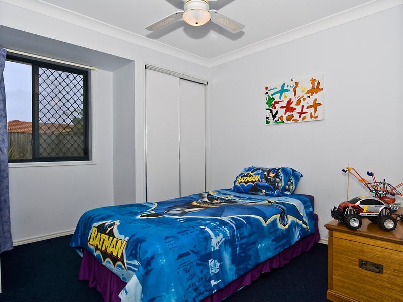 15 Oxford Pde, Pelican Waters QLD 4551