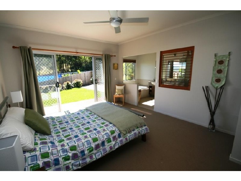 27 Hummingbird Tce, Coolum Beach QLD 4573