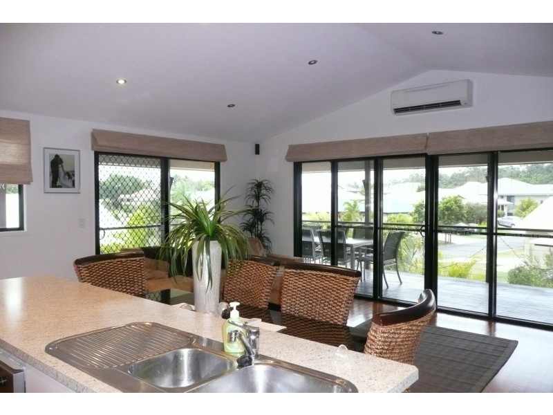 14 Parkwood pl, Palmwoods QLD 4555