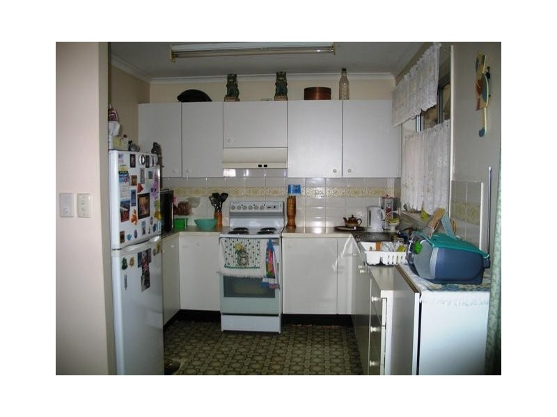 Napalle St, Warana QLD 4575