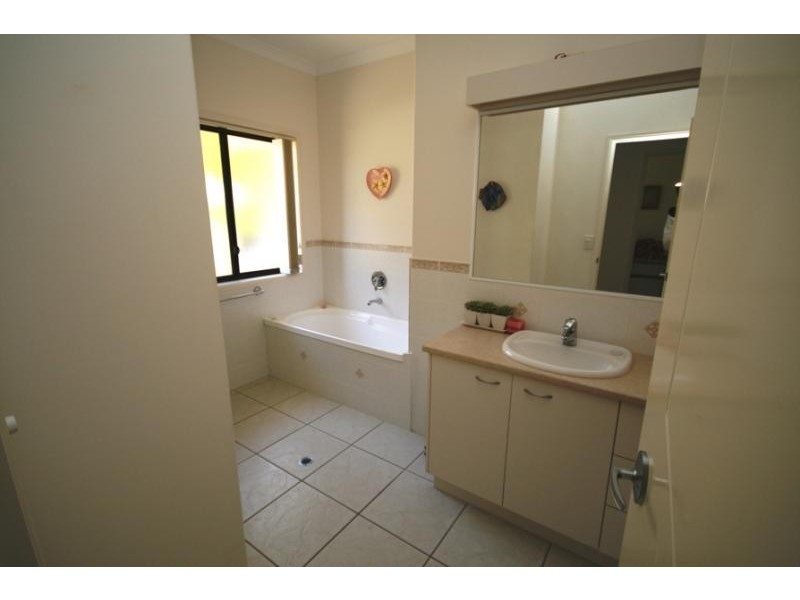 Northlakes Cr, Sippy Downs QLD 4556