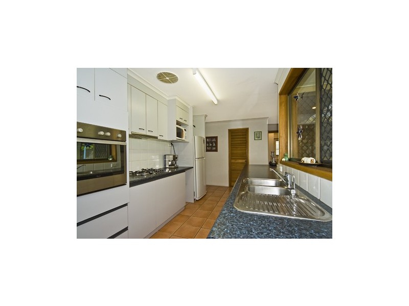 84 Karawatha Drive, Mountain Creek QLD 4557