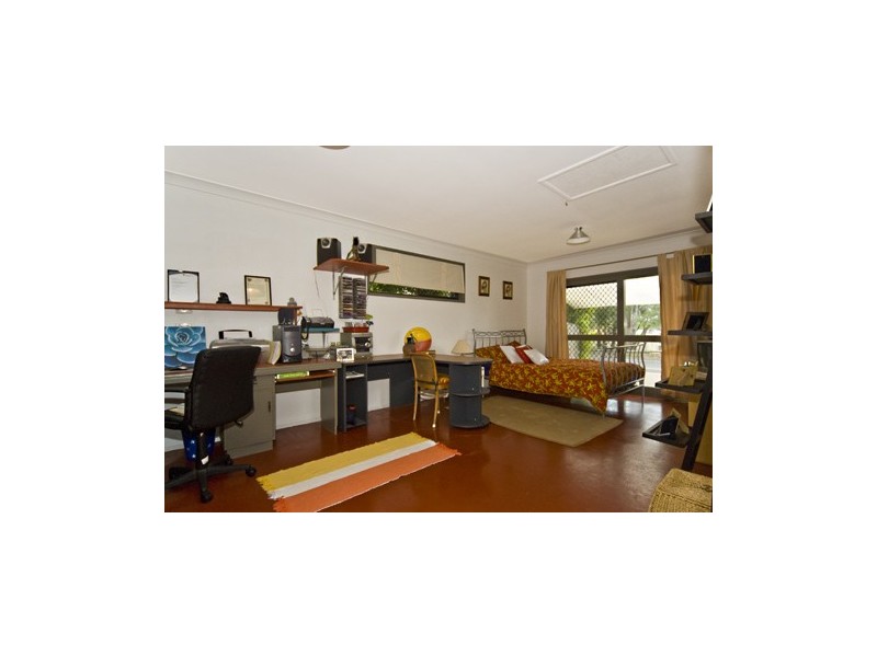 84 Karawatha Drive, Mountain Creek QLD 4557