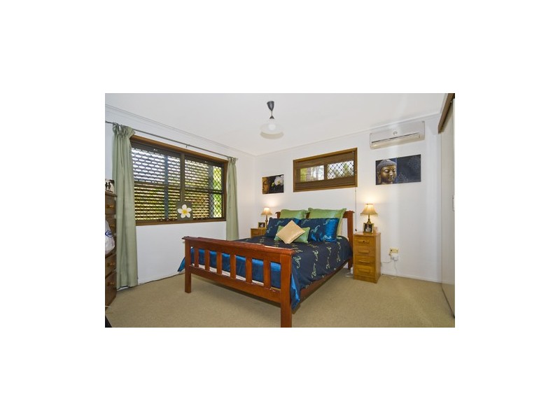 84 Karawatha Drive, Mountain Creek QLD 4557