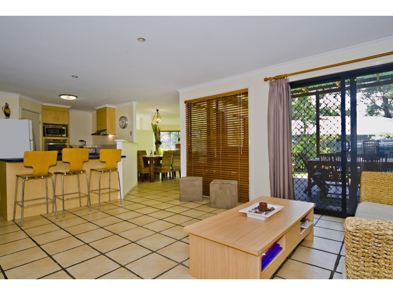 33 Hastings Place, Buderim QLD 4556
