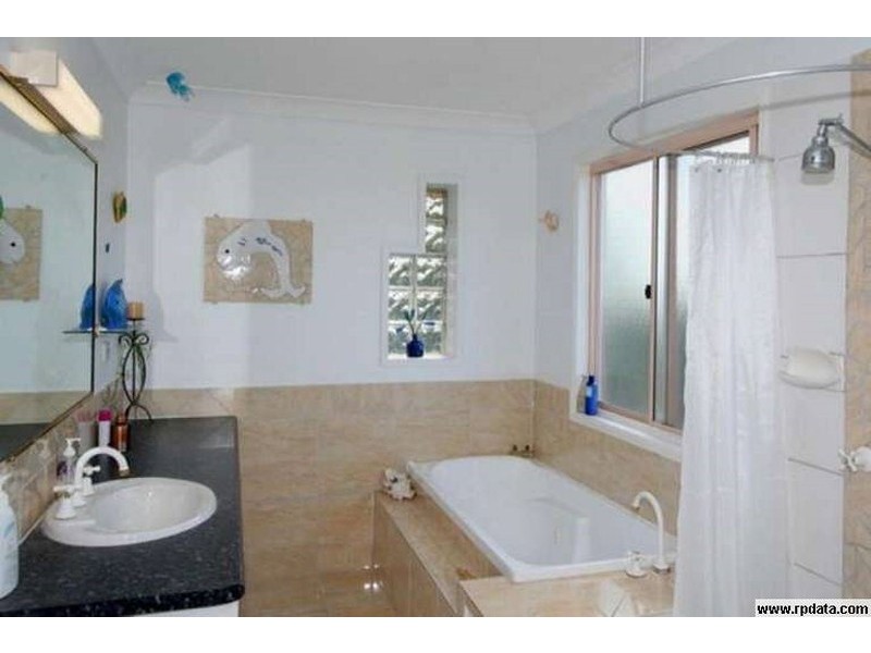83 Buderim ST, Currimundi QLD 4551
