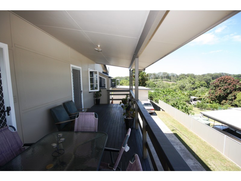 12 Briggs St, Palmwoods QLD 4555