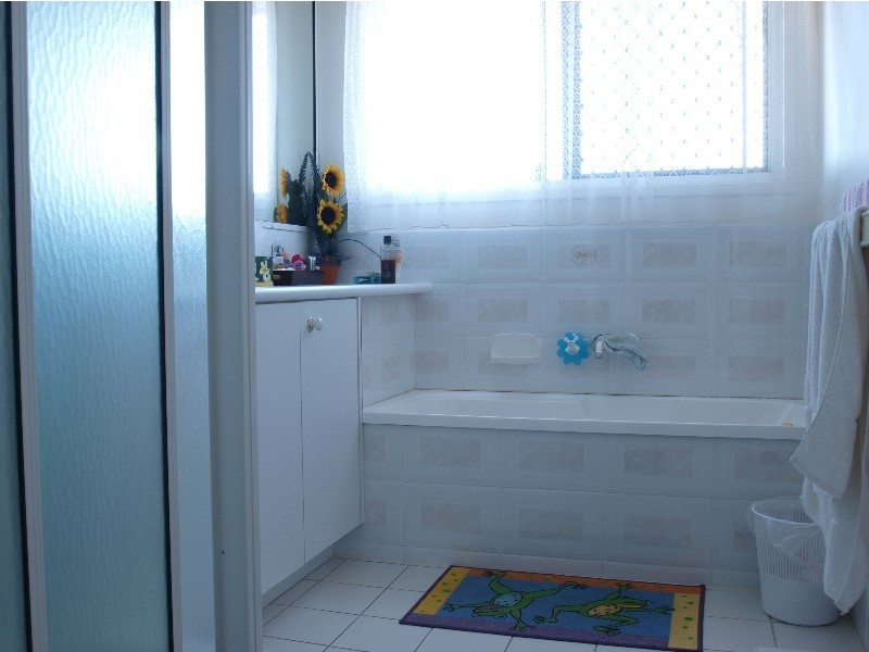 3 KAURI PLACE, Currimundi QLD 4551