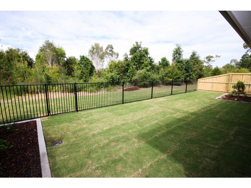 10 Albany St, Sippy Downs QLD 4556