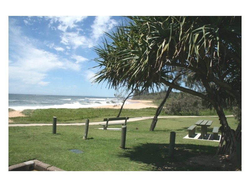 360 Stephen Burton Way, Pelican Waters QLD 4551