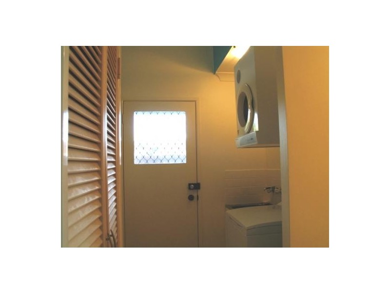 3 Fort Place, Golden Beach QLD 4551