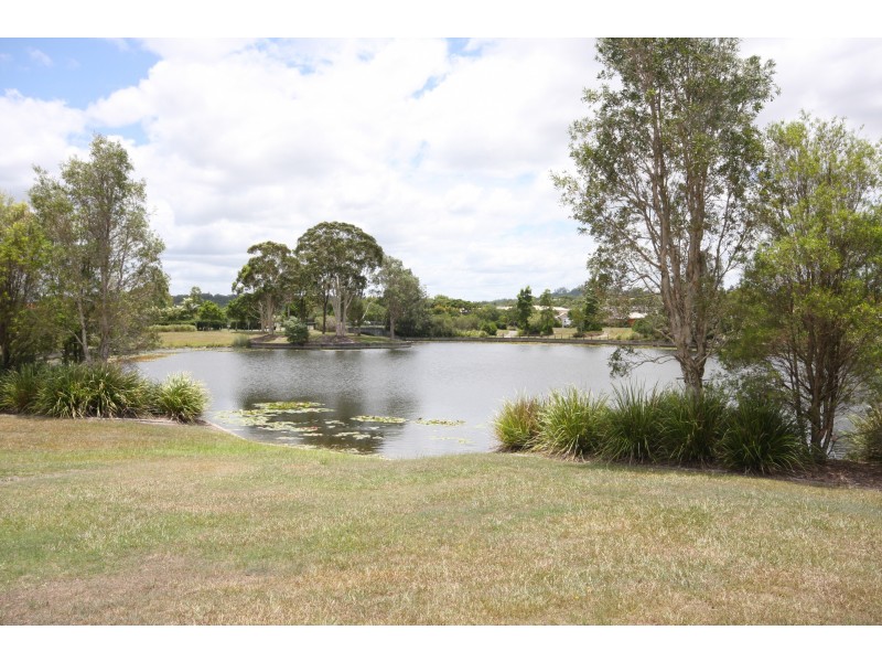 17 Oakgrove Way, Sippy Downs QLD 4556