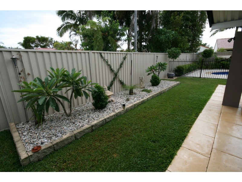 11 Kensington Drive, Minyama QLD 4575