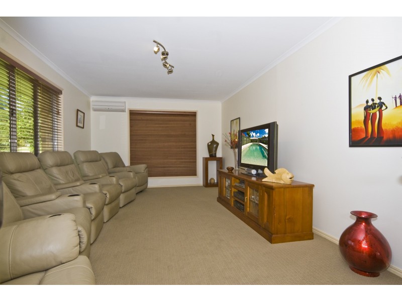 13 Rochester Rise, Aroona QLD 4551