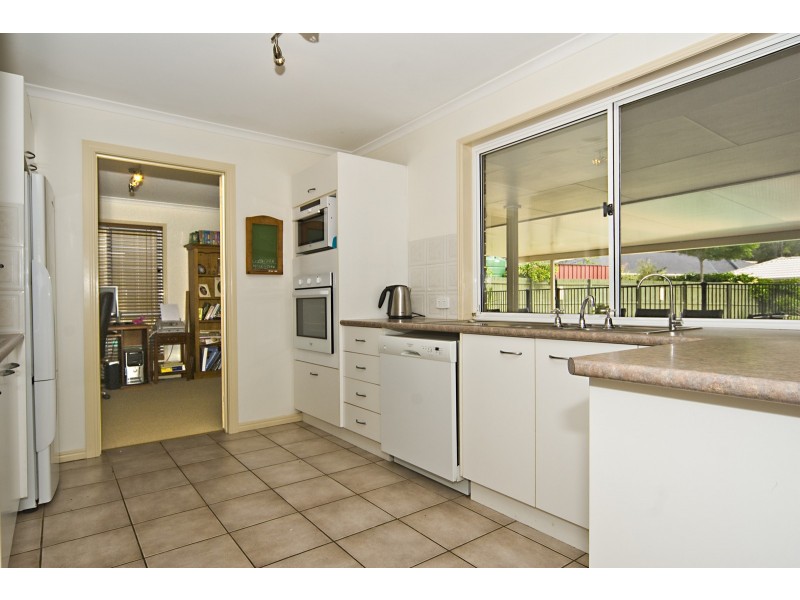 13 Rochester Rise, Aroona QLD 4551