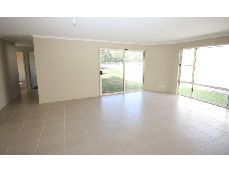 6 Chestwood Cr, Sippy Downs QLD 4556