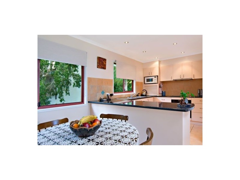 8 / 5 Barnes Drive, Buderim QLD 4556