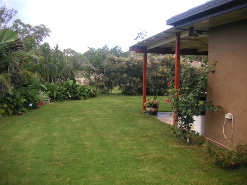 11 Winston Ct, Landsborough QLD 4550