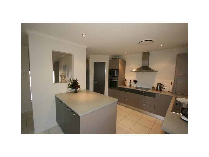 22 ATHERTON CLOSE , Buderim QLD 4556