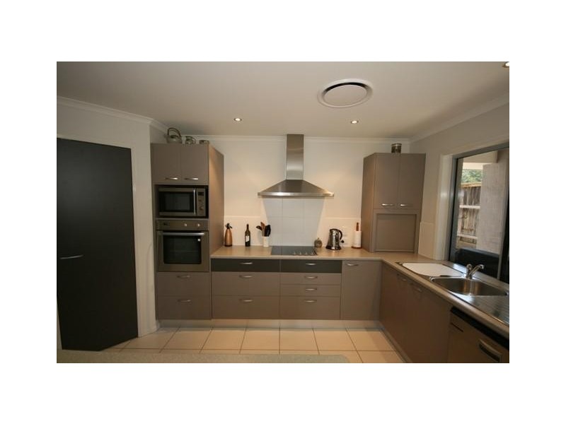 22 ATHERTON CLOSE , Buderim QLD 4556